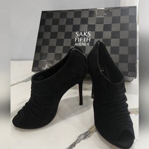 Saks Fifth Avenue Black Suede Open Toe Women's Hells In Size 8
